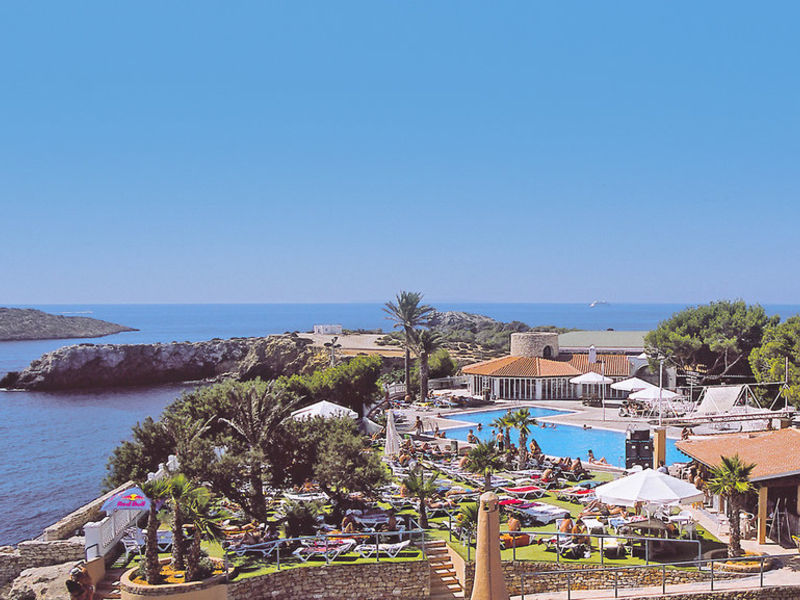 Club Punta Arabi, BU