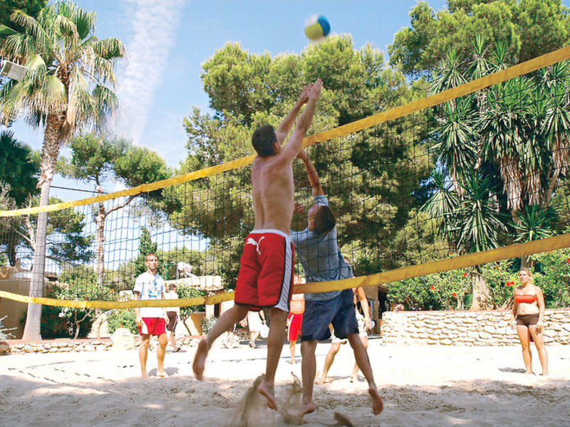 Club Punta Arabi, BU