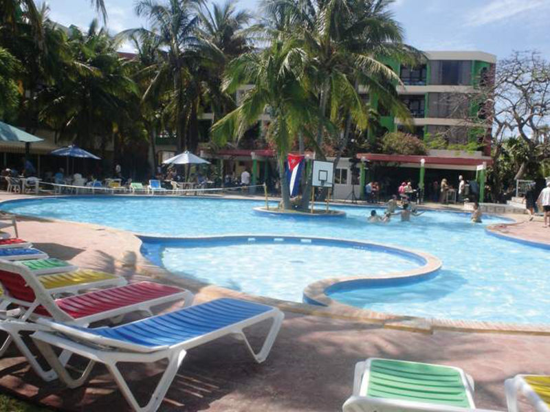 Club Tropical