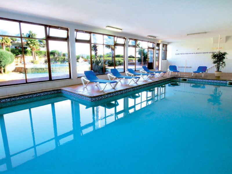 Clube Porto Mos App. A1