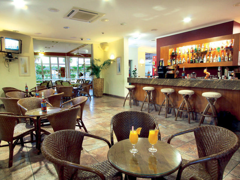 Clube Porto Mos App. A1
