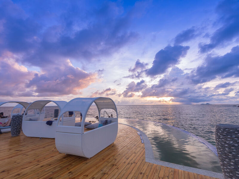 Coco De Mer Hotel &Amp; Black Parrot Suites