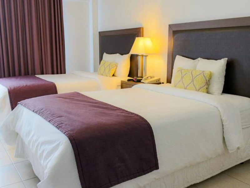Collins Hotel