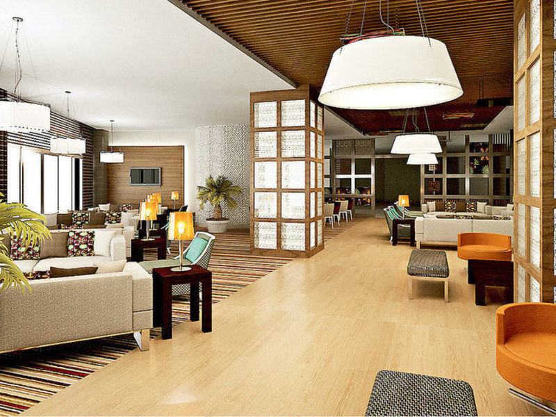 Commodore Elite Suites &