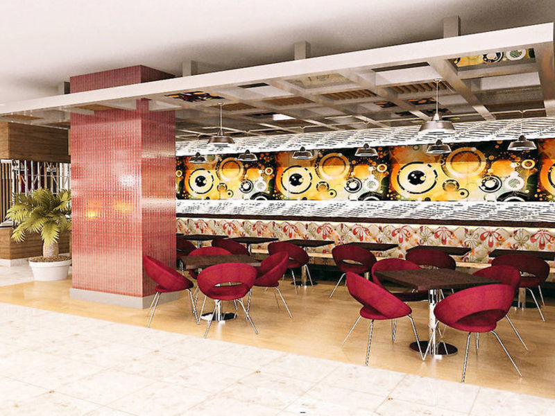Commodore Elite Suites &