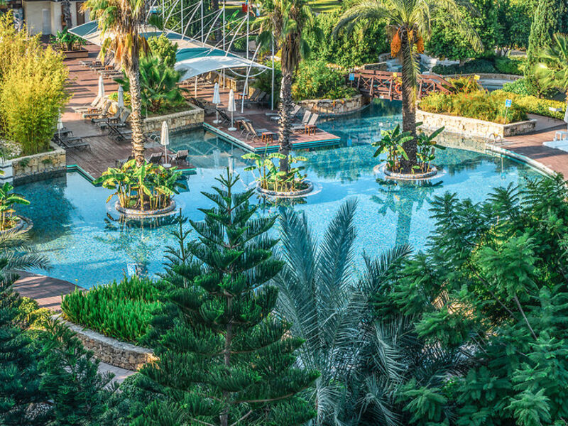 Concorde De Luxe Resort
