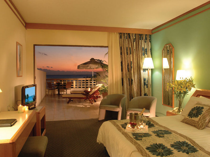 Constantinou Bros Athena Beach
