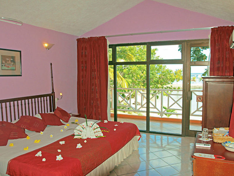 Coral Azur Beach Resort