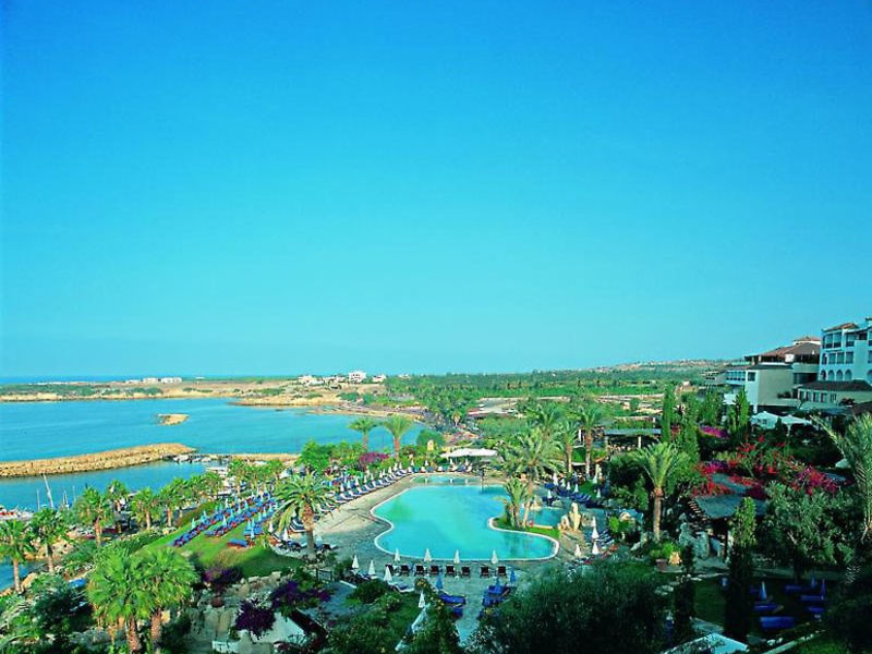 Coral Beach Hotel & Resort