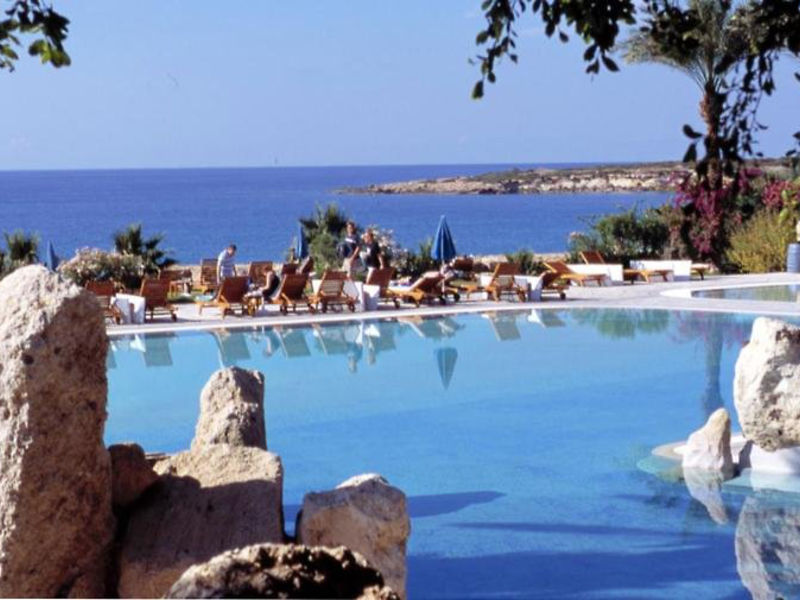 Coral Beach Hotel & Resort