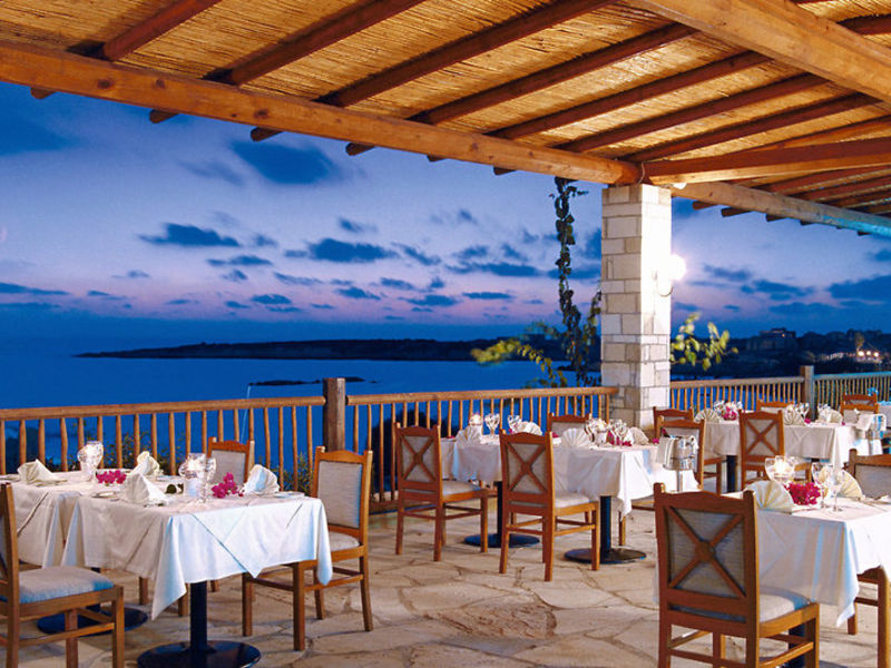 Coral Beach Hotel & Resort