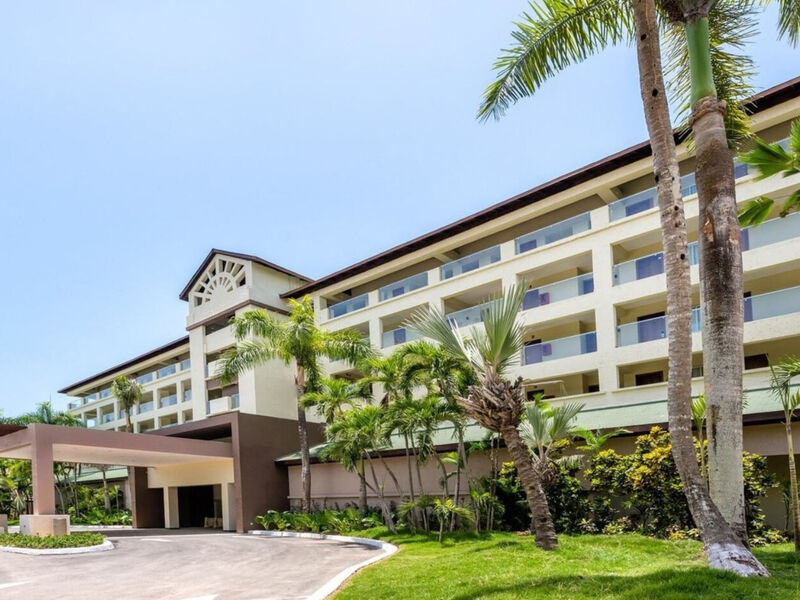 Coral Costa Caribe Resort & Spa