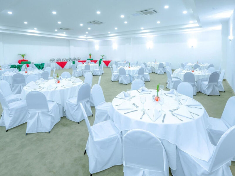 Coral Costa Caribe Resort & Spa