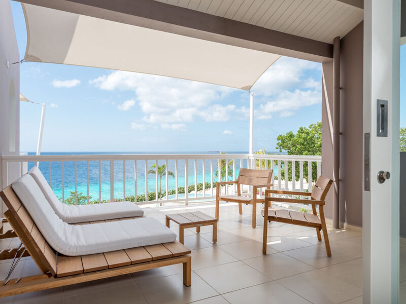 Coral Estate Luxury Resort