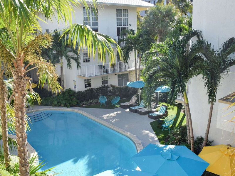 Coral Reef Suites Key Biscayne Mia