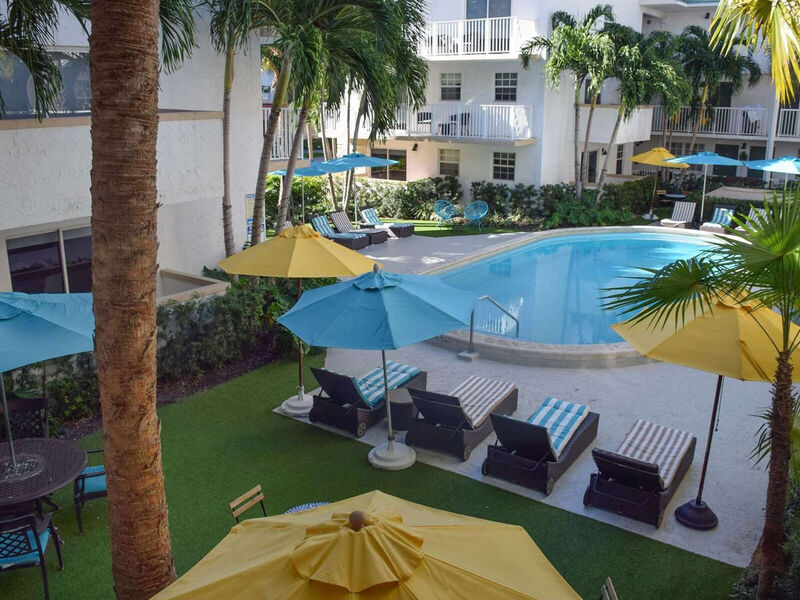 Coral Reef Suites Key Biscayne Mia
