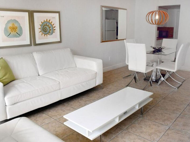 Coral Reef Suites Key Biscayne Mia