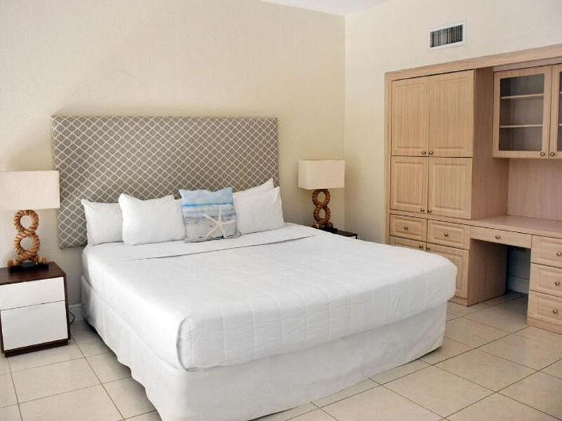 Coral Reef Suites Key Biscayne Mia