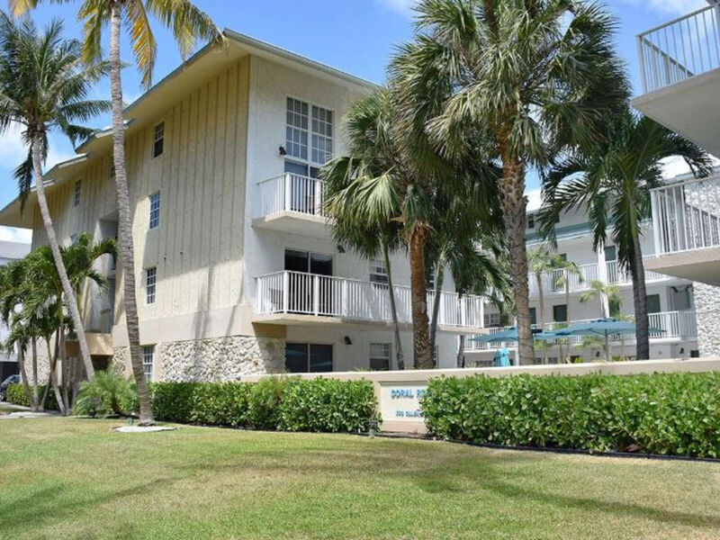 Coral Reef Suites Key Biscayne Mia