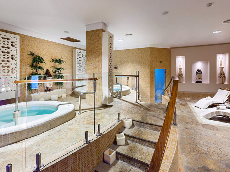 Costa Adeje Gran Hotel