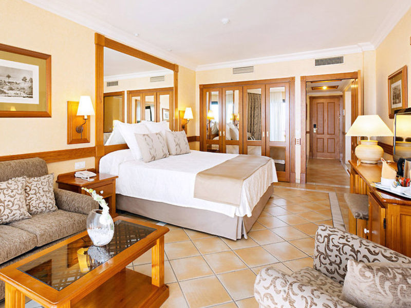 Costa Adeje Gran Hotel