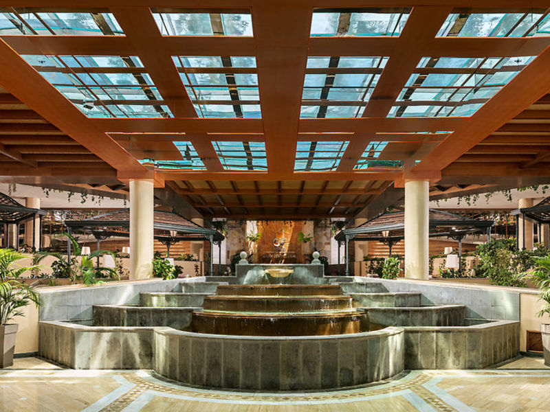 Costa Adeje Gran Hotel