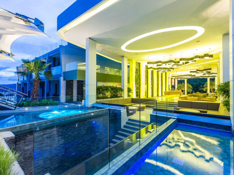 Crest Resort &Amp; Pool Villas