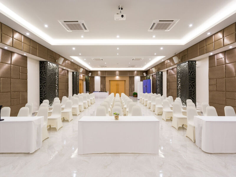 Crest Resort &Amp; Pool Villas