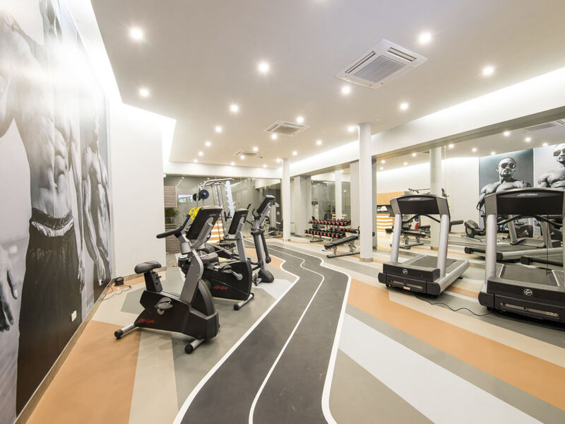 Crest Resort &Amp; Pool Villas