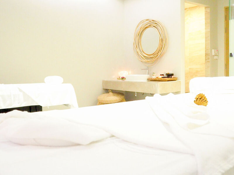 Crest Resort &Amp; Pool Villas