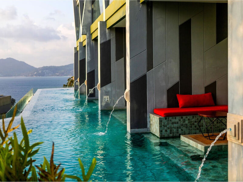 Crest Resort &Amp; Pool Villas