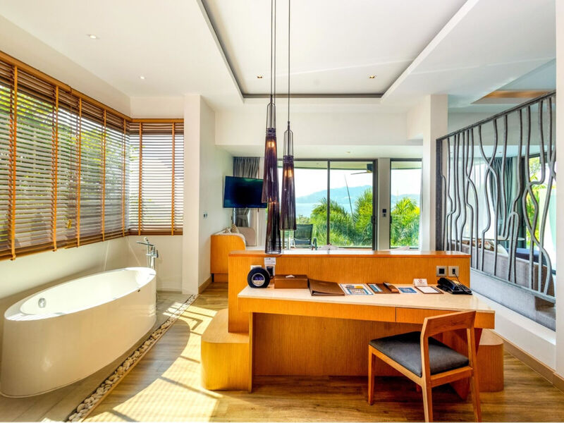 Crest Resort &Amp; Pool Villas