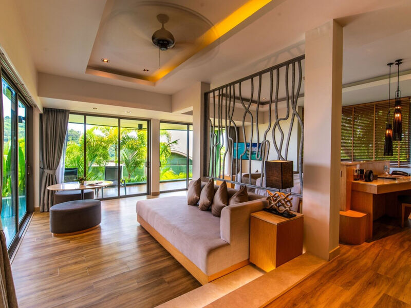 Crest Resort &Amp; Pool Villas