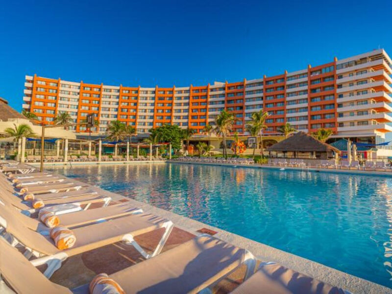 Crown Paradise Club Cancun All Inclusive