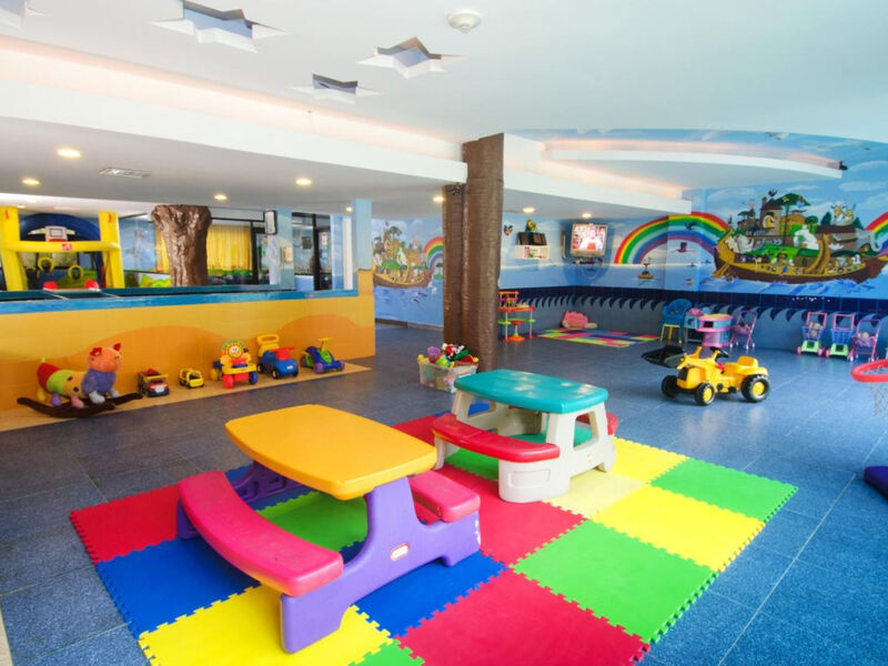 Crown Paradise Club Cancun All Inclusive