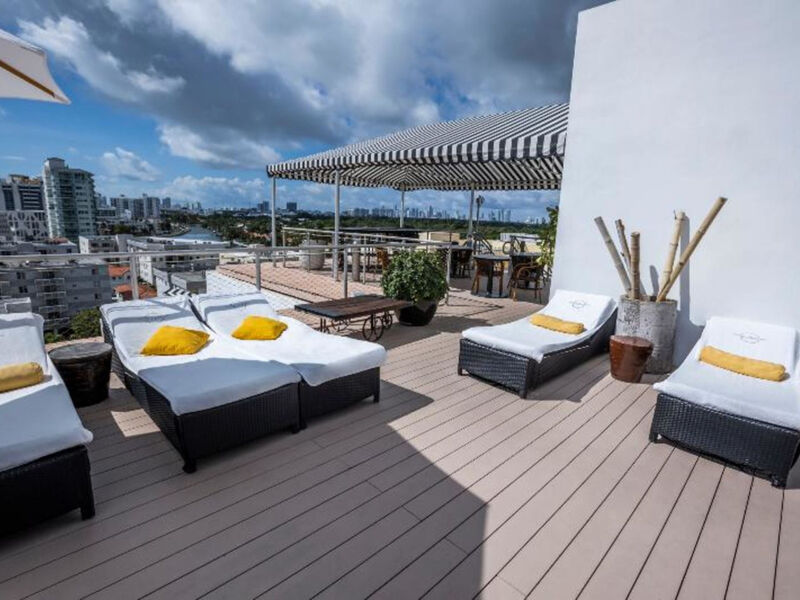 Croydon Miami Beach