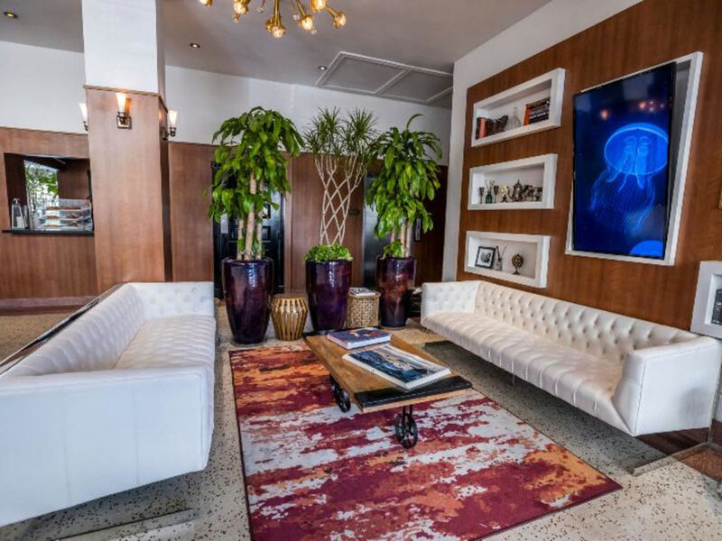 Croydon Miami Beach