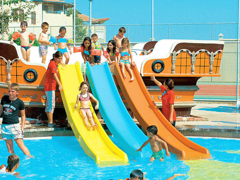 Crystal Admiral Resort & Spa