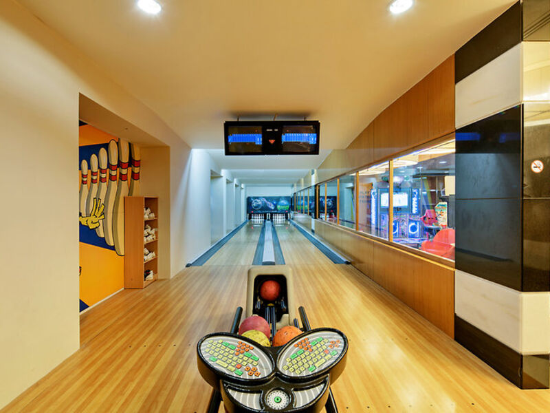 Crystal Family Resort & Spa