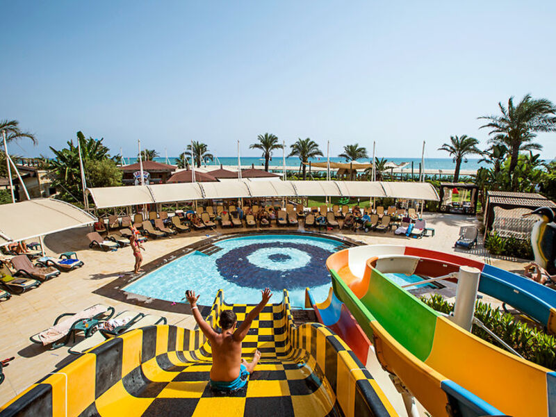 Crystal Family Resort & Spa