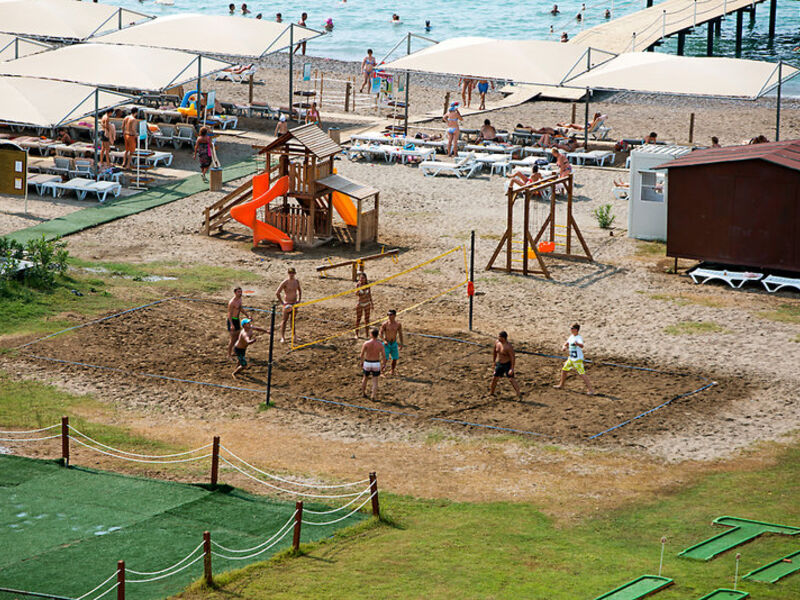 Crystal Family Resort & Spa