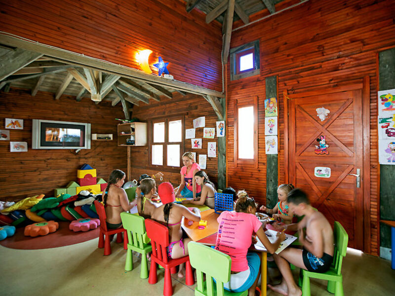 Crystal Family Resort & Spa