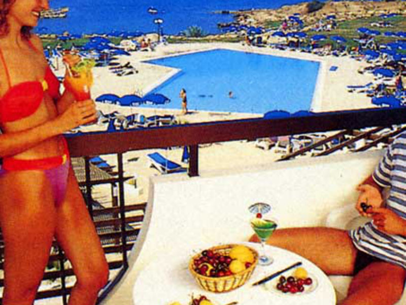 Crystal Springs Beach Hotel