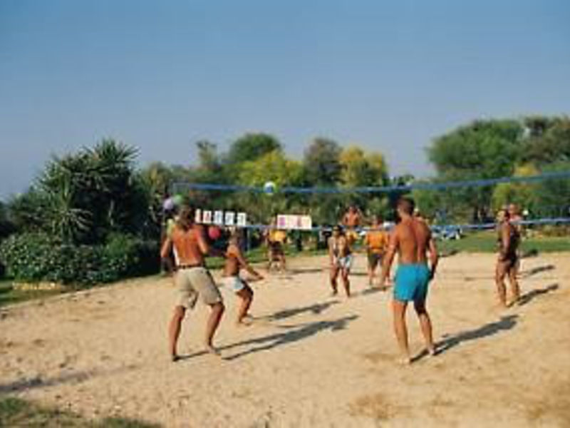 Crystal Springs Beach Hotel