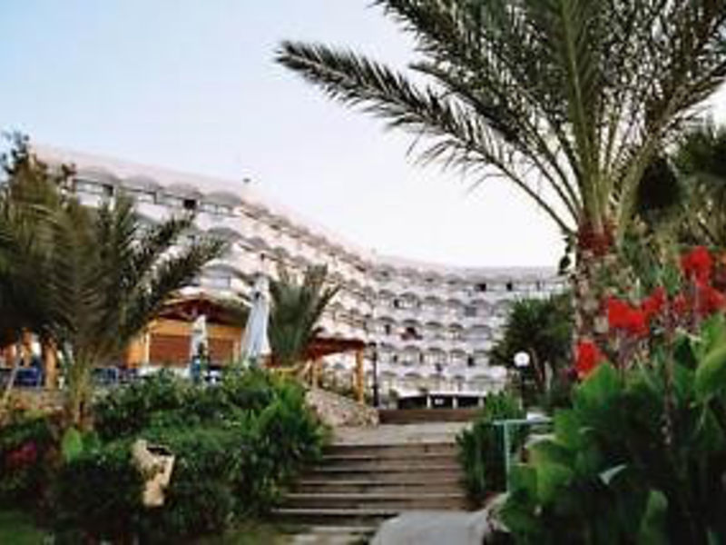 Crystal Springs Beach Hotel