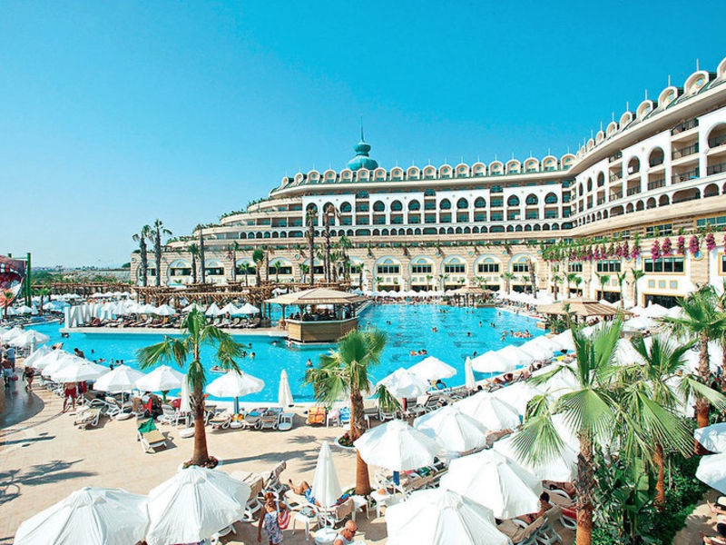 Crystal Sunset Luxury R. & Spa