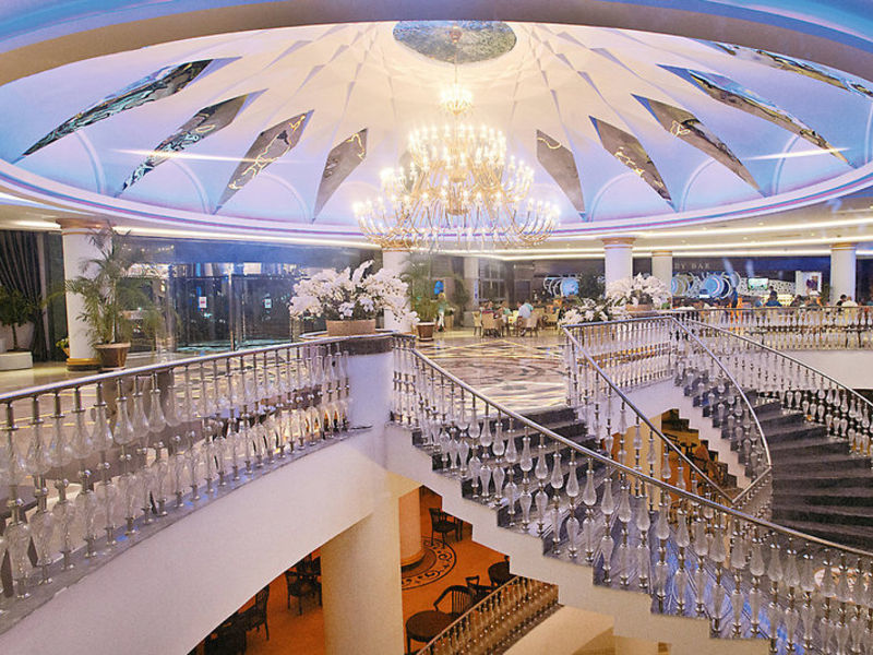 Crystal Sunset Luxury R. & Spa