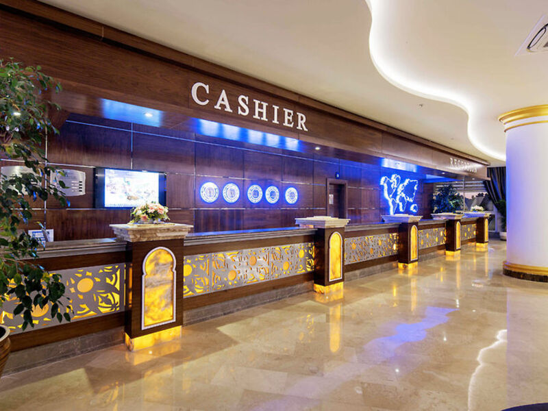 Crystal Sunset Luxury R. & Spa