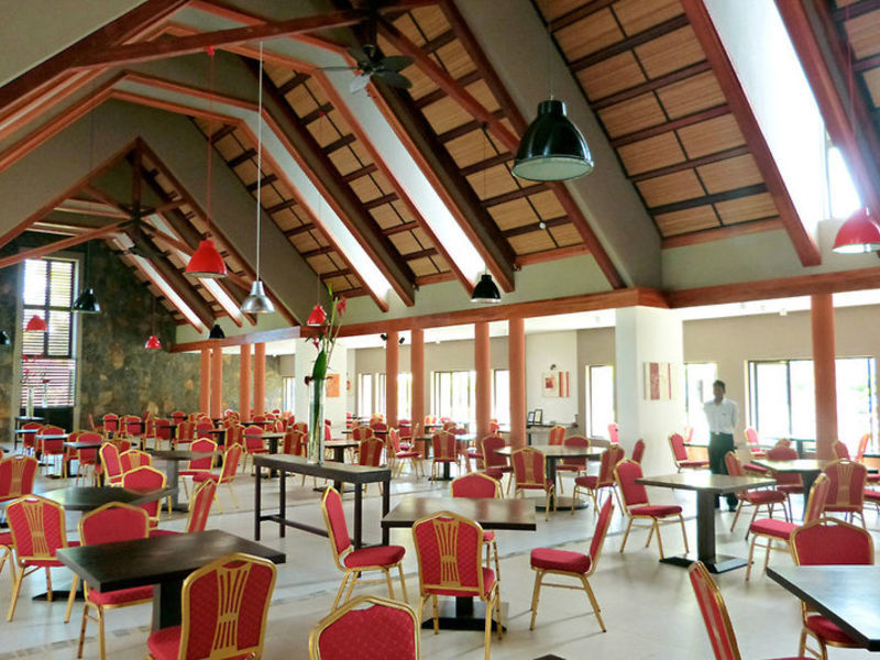 Crystals Beach Resort & S