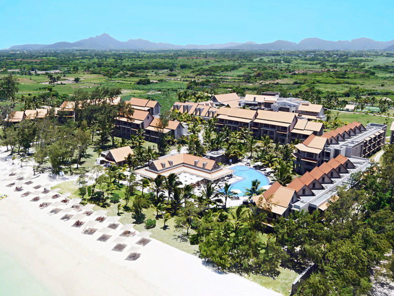 Crystals Beach Resort & S